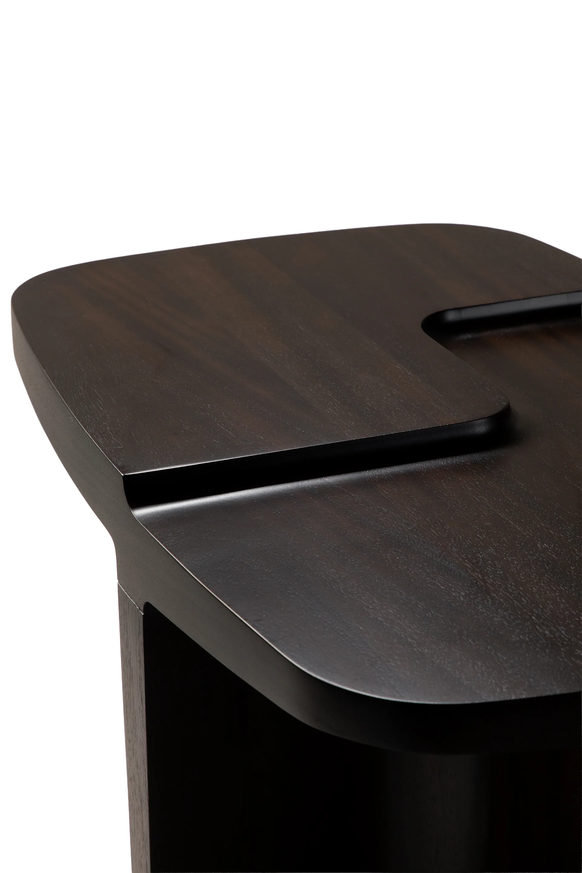 Mesa lateral Brutalist, Mogno castanho rosa, 60x40 cm Ethnicraft