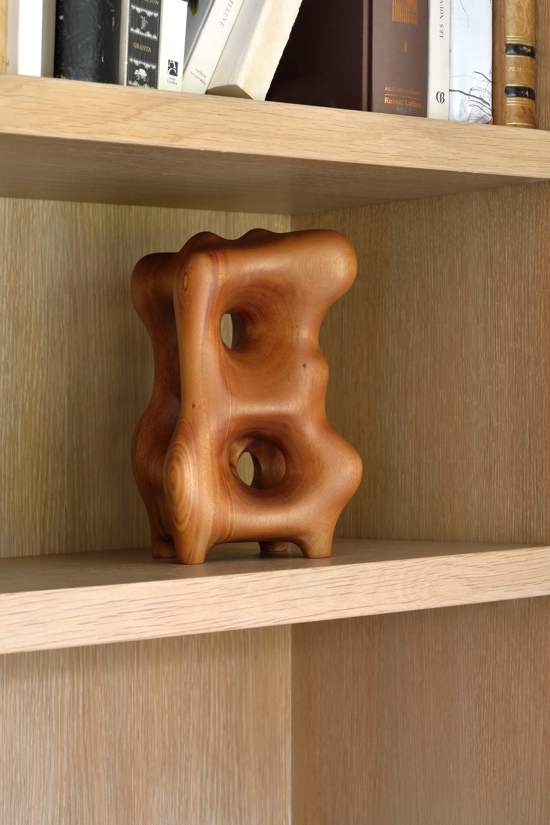 Organic escultura 22 cm, Mogno envernizado Ethnicraft