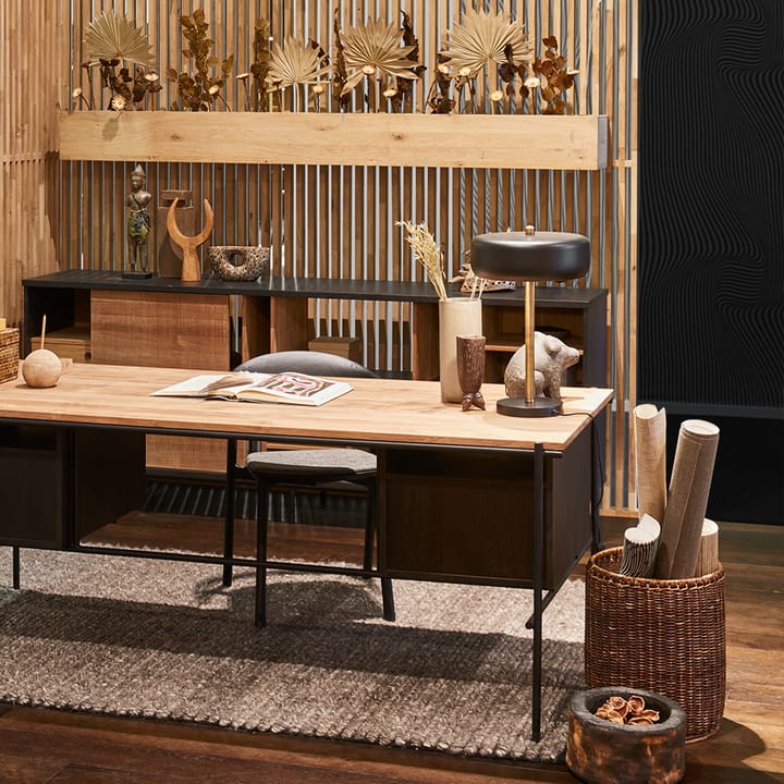 Oscar secretária com gavetas, Teak-pernas de metal pretas Ethnicraft