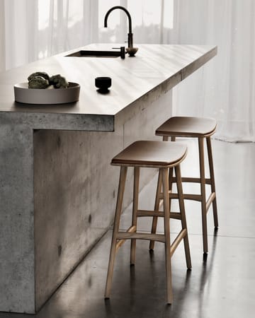 Osso Counter banqueta alta 67 cm - Carvalho lacado - Ethnicraft