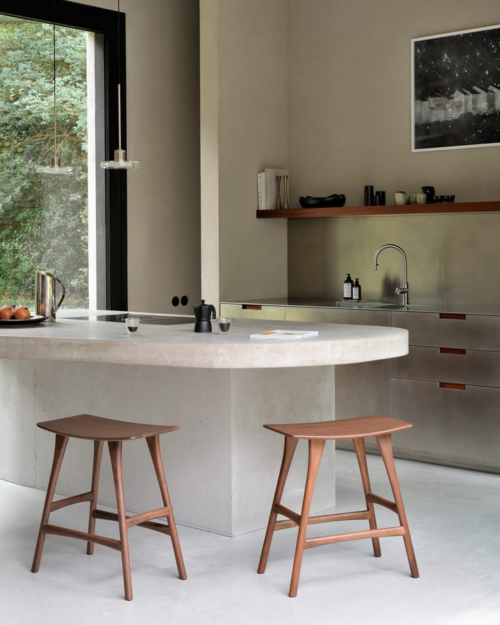 Osso Counter banqueta alta 67 cm, Lacado teca brown Ethnicraft