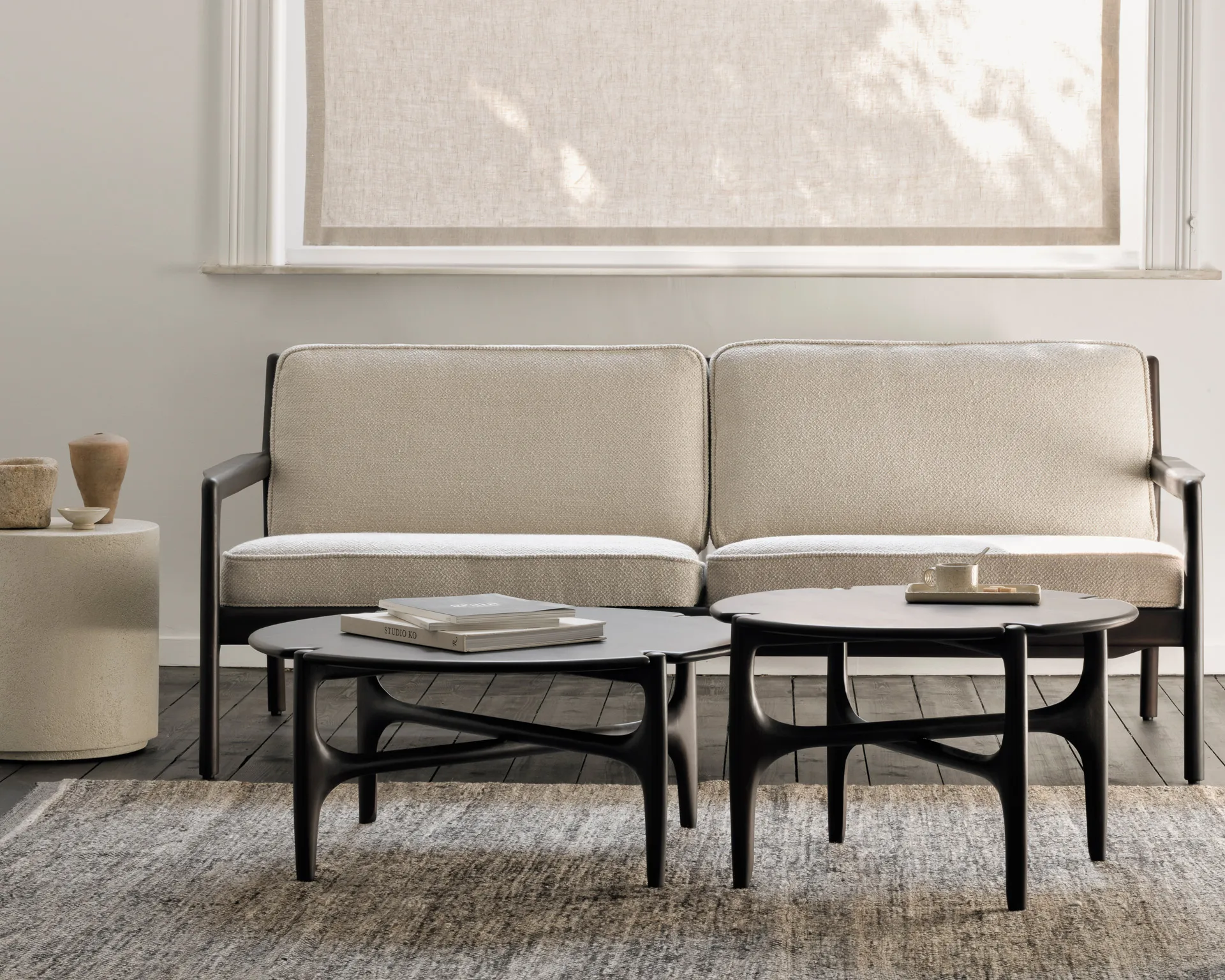 PI mesa de centro Ø65 cm, Mogno lacado Ethnicraft