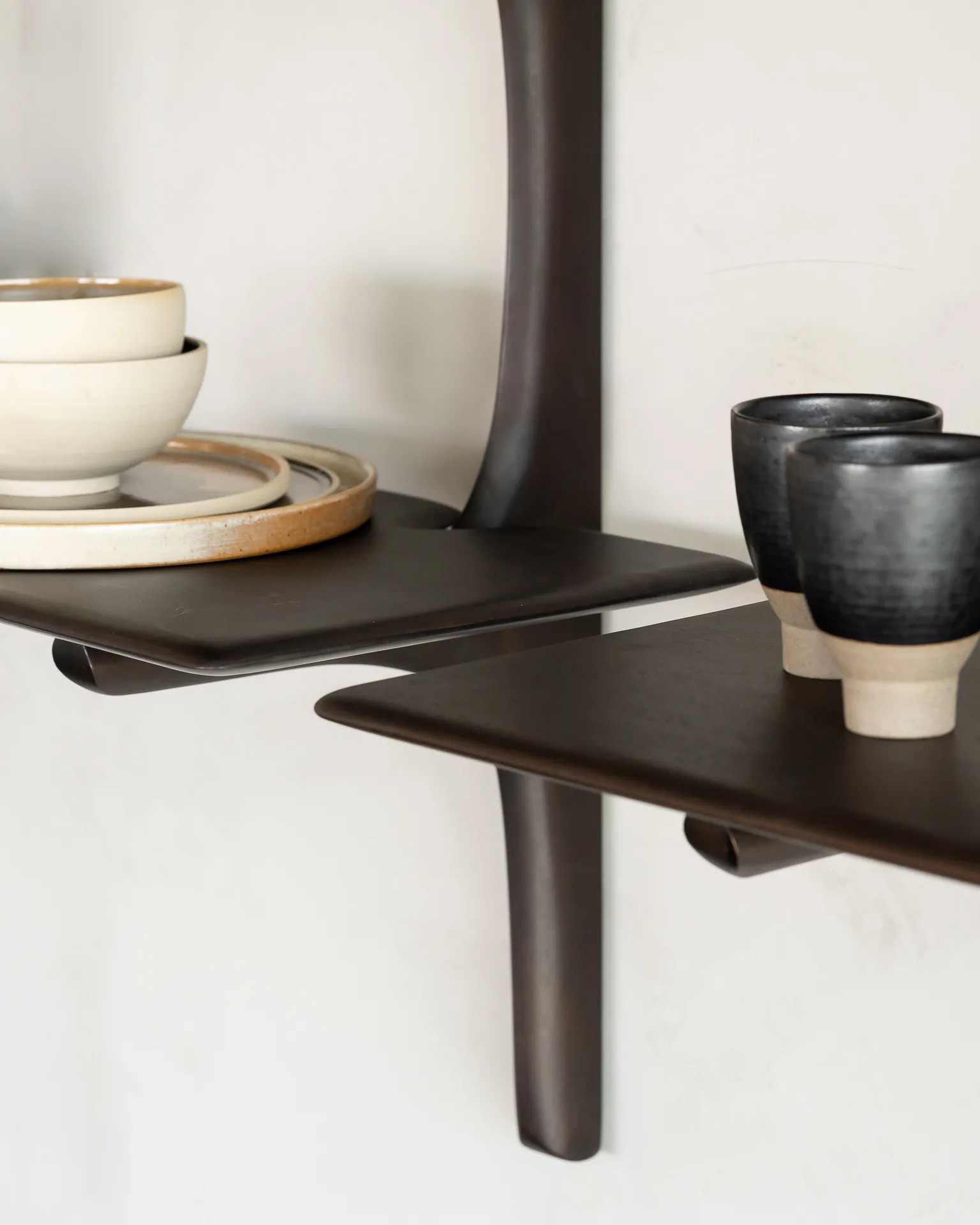 PI prateleira de parede, Lacado mogno-3 prateleiras-dark brown Ethnicraft