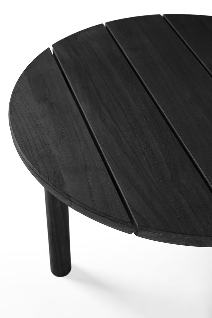 Quatro outdoor mesa de centro em teca tingida de preto, Ø95 cm Ethnicraft