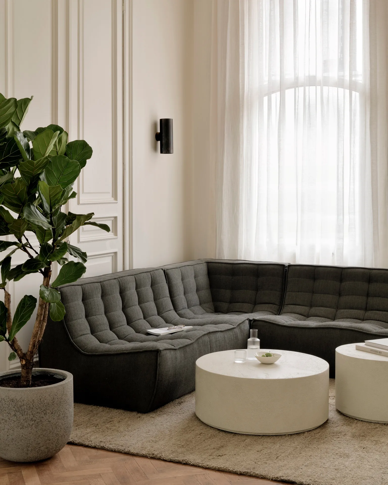 Sofá modular de canto N701 com canto arredondado, tecido Moss Eco, 330x260 cm,  Ethnicraft