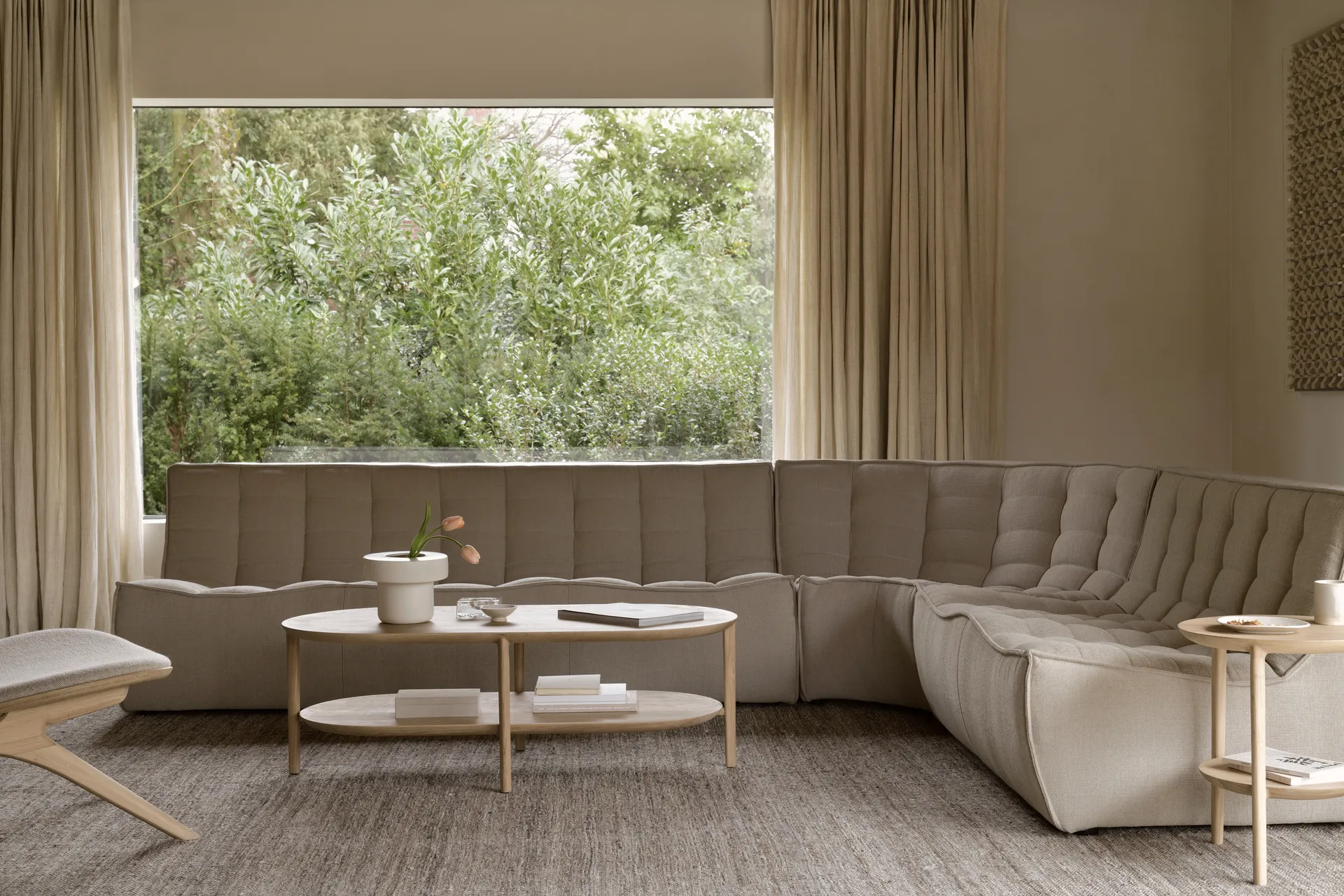 Sofá modular N701 de canto com canto arredondado, tecido Ecru beige, 330x260 cm Ethnicraft