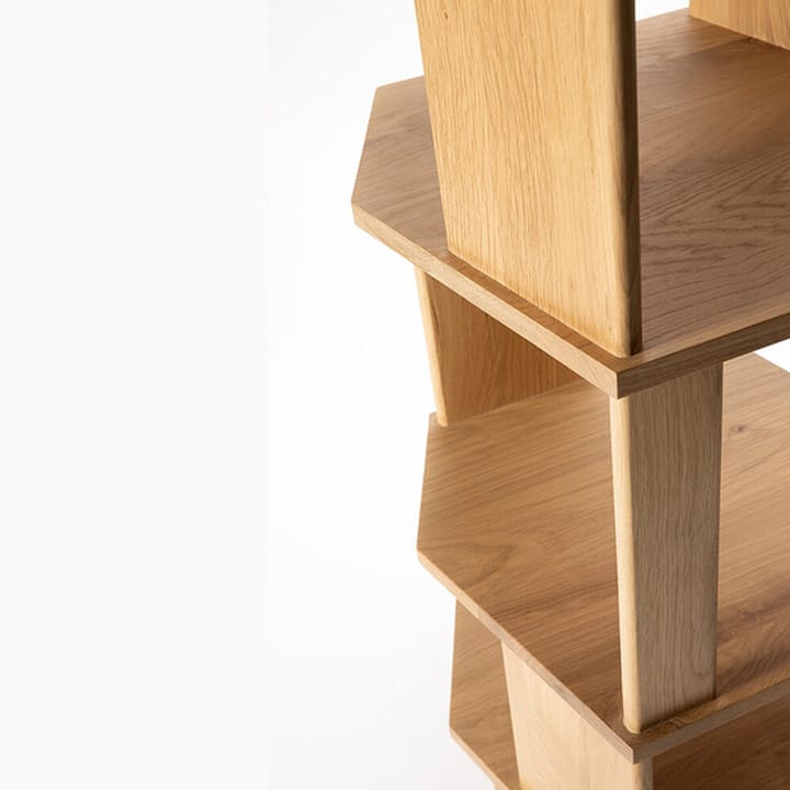 Stairs Column estante, Óleo de cera de carvalho 204x45 cm Ethnicraft