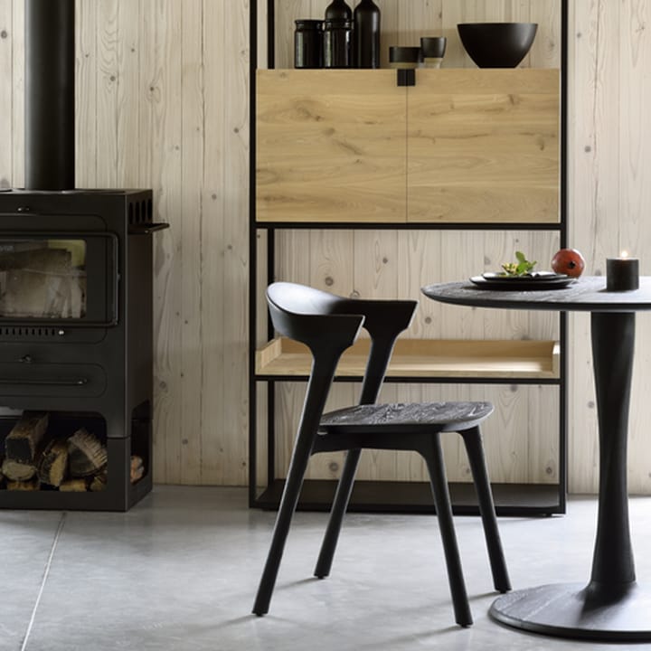 Torsion mesa de jantar redonda com óleo de cera dura pigmentado branco, Ø127 cm Ethnicraft