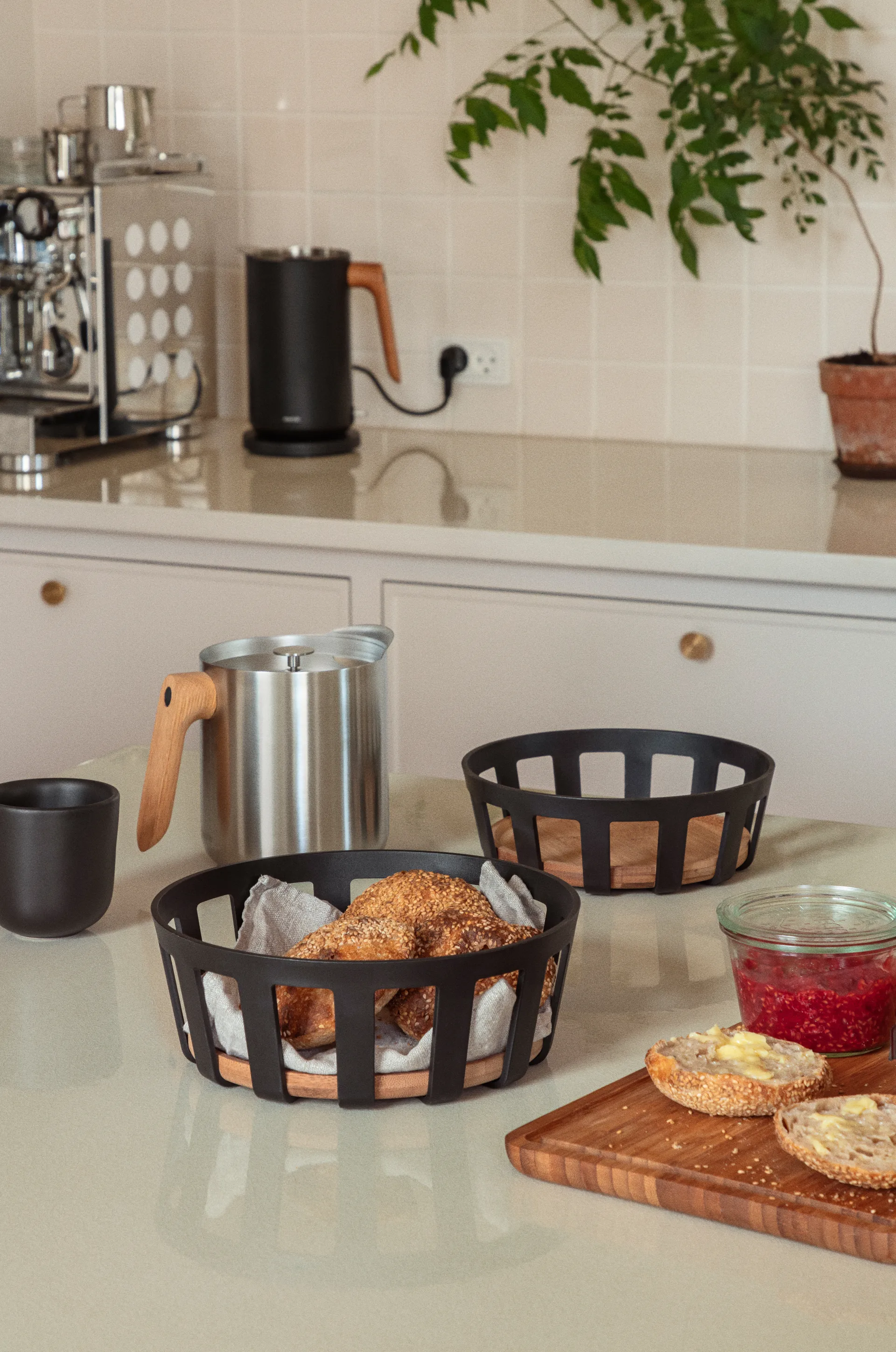 Cesto para pão Nordic Kitchen, Preto, grande, Ø24,5 cm Eva Solo
