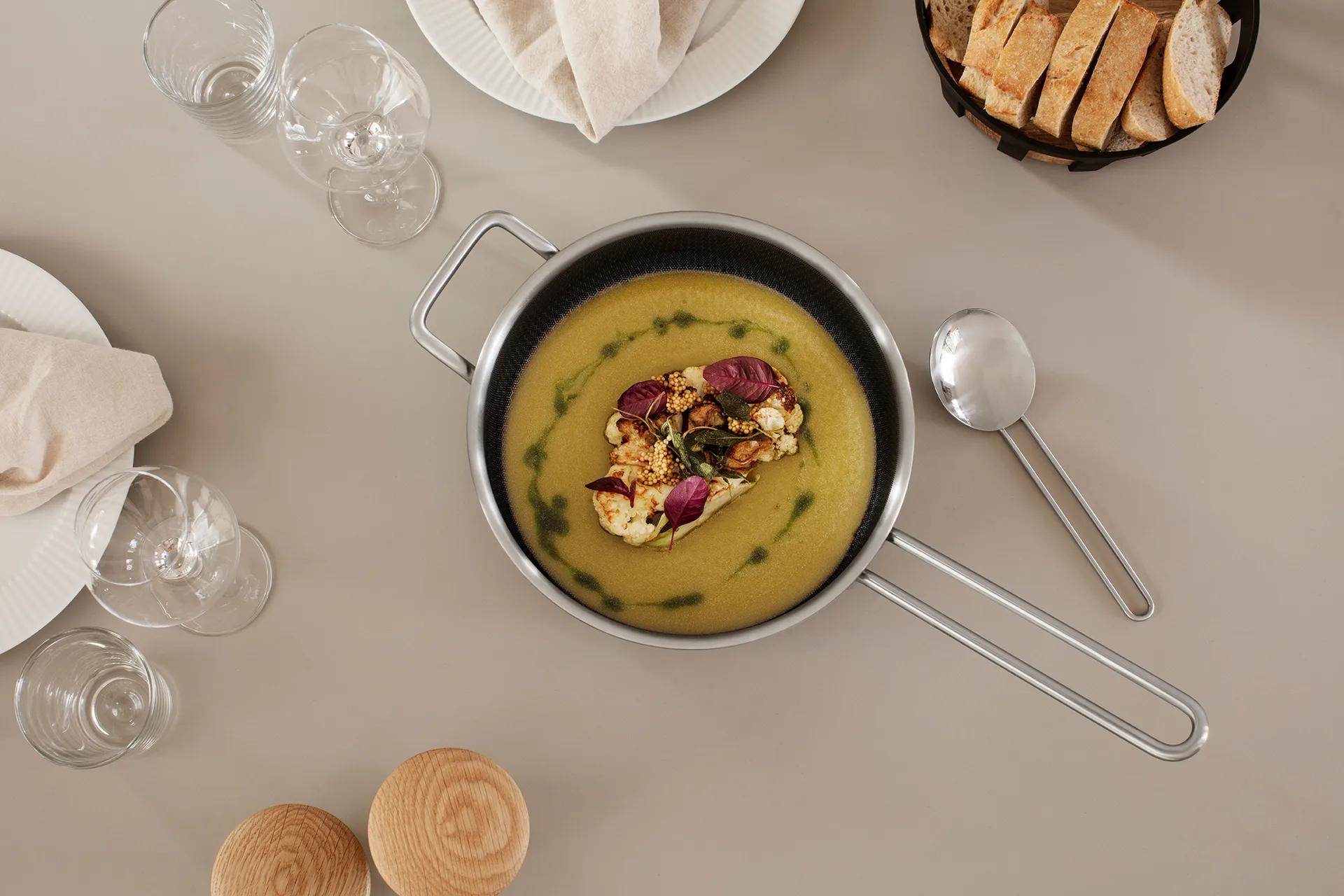 Eva Trio Multi caçarola baixa Mosaic Slip-Let, 24 cm Eva Solo