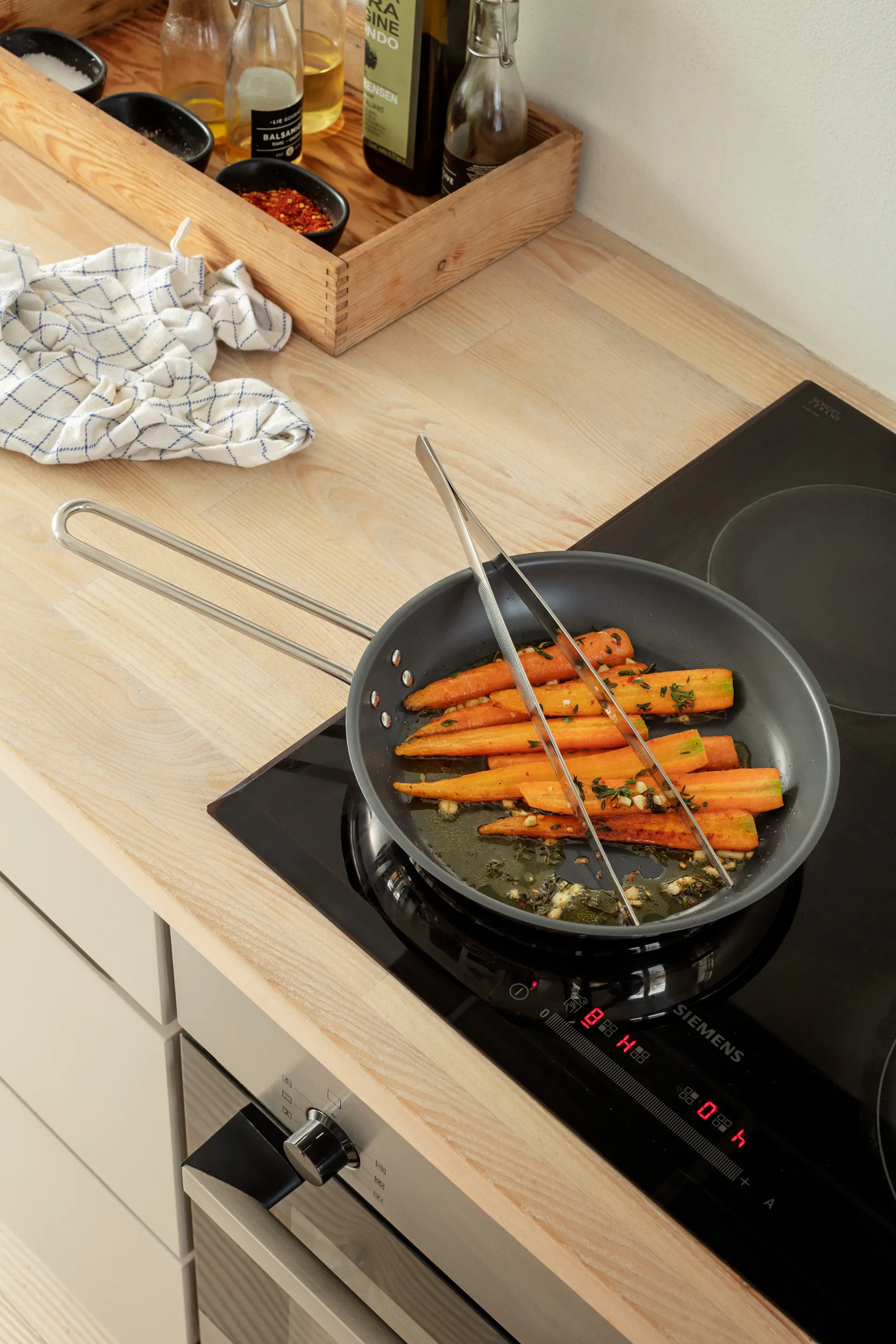 Eva Trio pinça para alimentos, Aço inoxidável Eva Solo