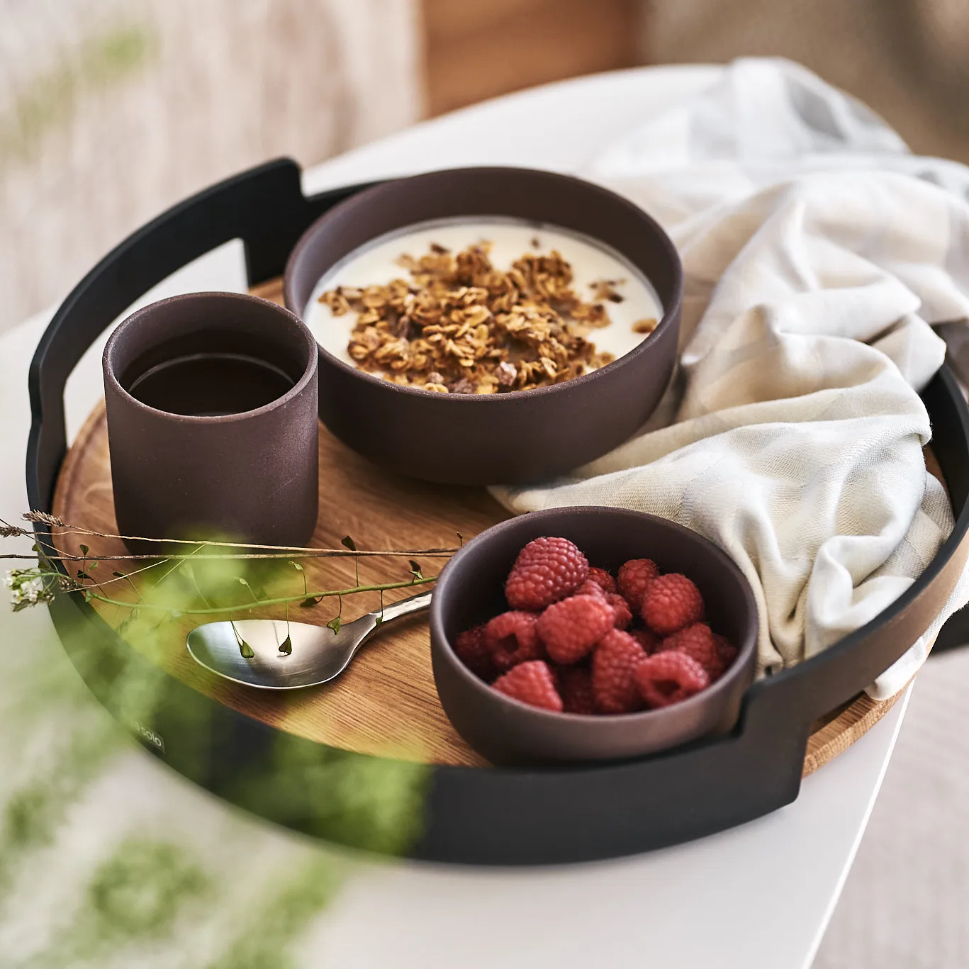 Tabuleiro com pegas Nordic Kitchen, Ø35 cm Eva Solo