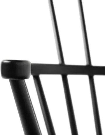 J52G cadeira de balanço  - Beech Ral 9005 - FDB Møbler