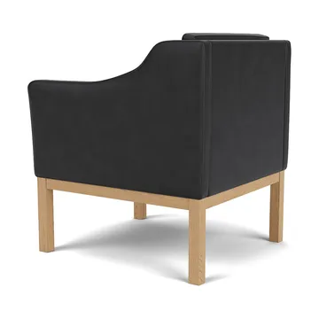 L46 MK155 easy chair poltrona com braços - Carvalho lacado - pele preta - FDB Møbler