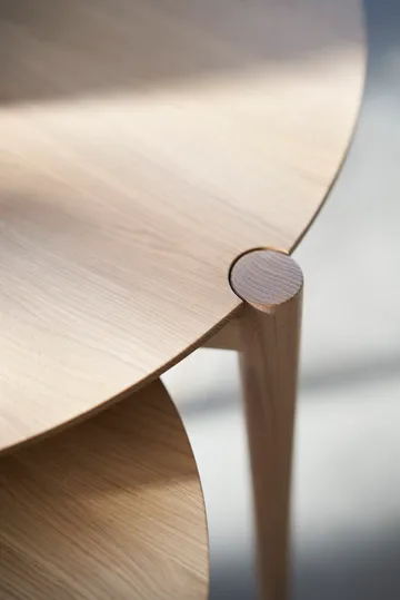 Mesa de centro Søs D102 Ø70 cm - Oak nature lacquered - FDB Møbler