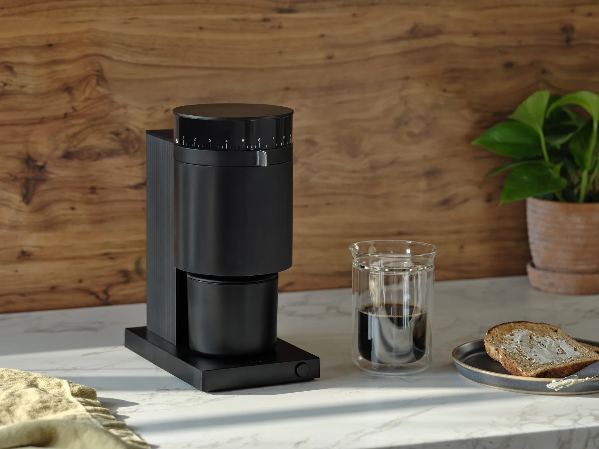 Moedor de café elétrico Opus Conical Burr, Matte black Fellow