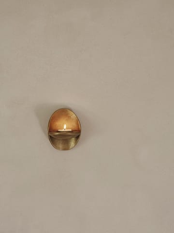 Agapé suporte para velas de parede - Brass finish - Ferm Living