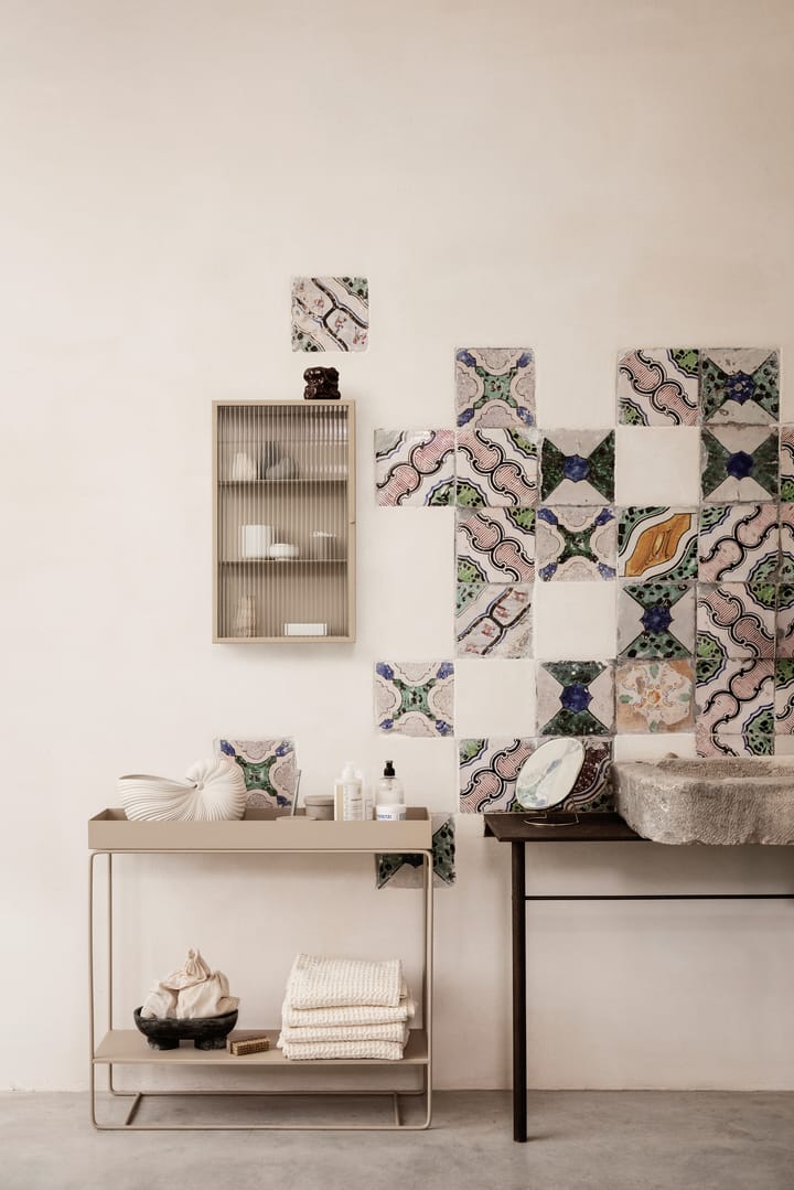 Armário de parede Haze, Cashmere Ferm Living