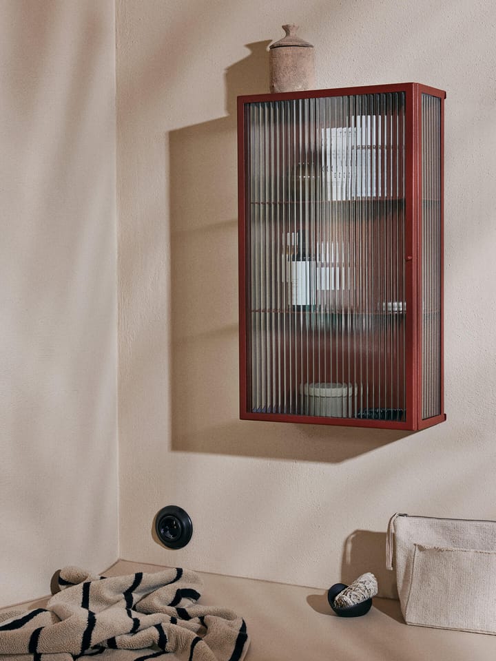 Armário de parede Haze, Vermelho Óxido Ferm Living