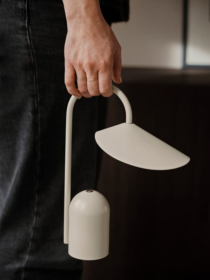 Arum lâmpada portátil, Cashmere Ferm Living