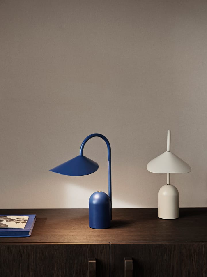 Arum lâmpada portátil, Cashmere Ferm Living