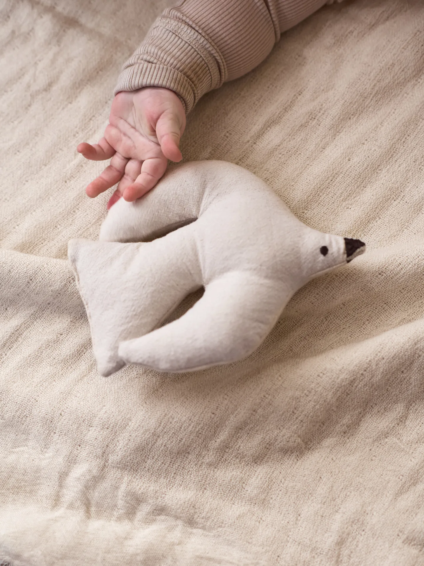 Bicho de peluche Swif bird, Undyed Ferm Living
