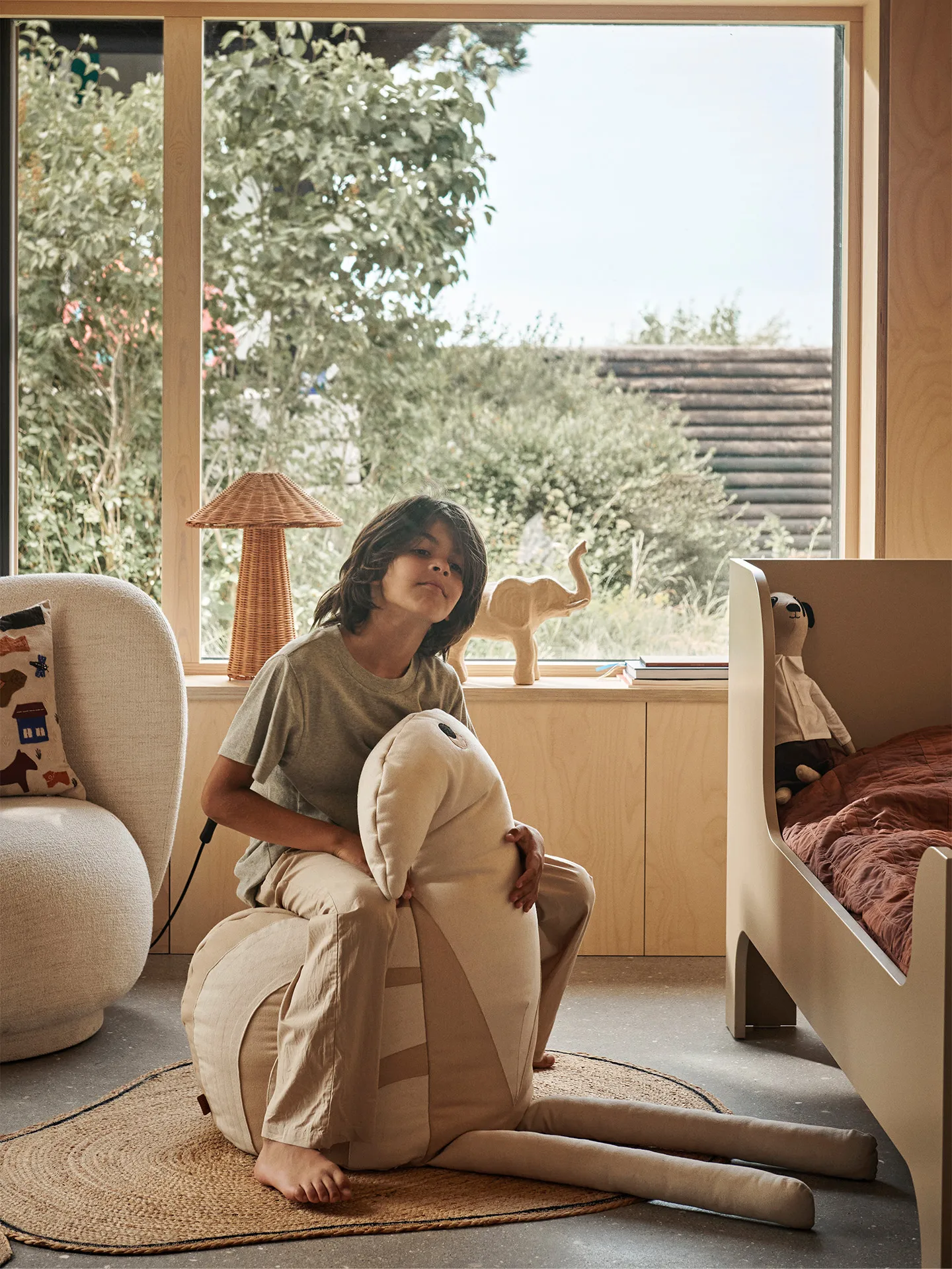 Birdy bean bag, Natural-Branco quebrado Ferm Living