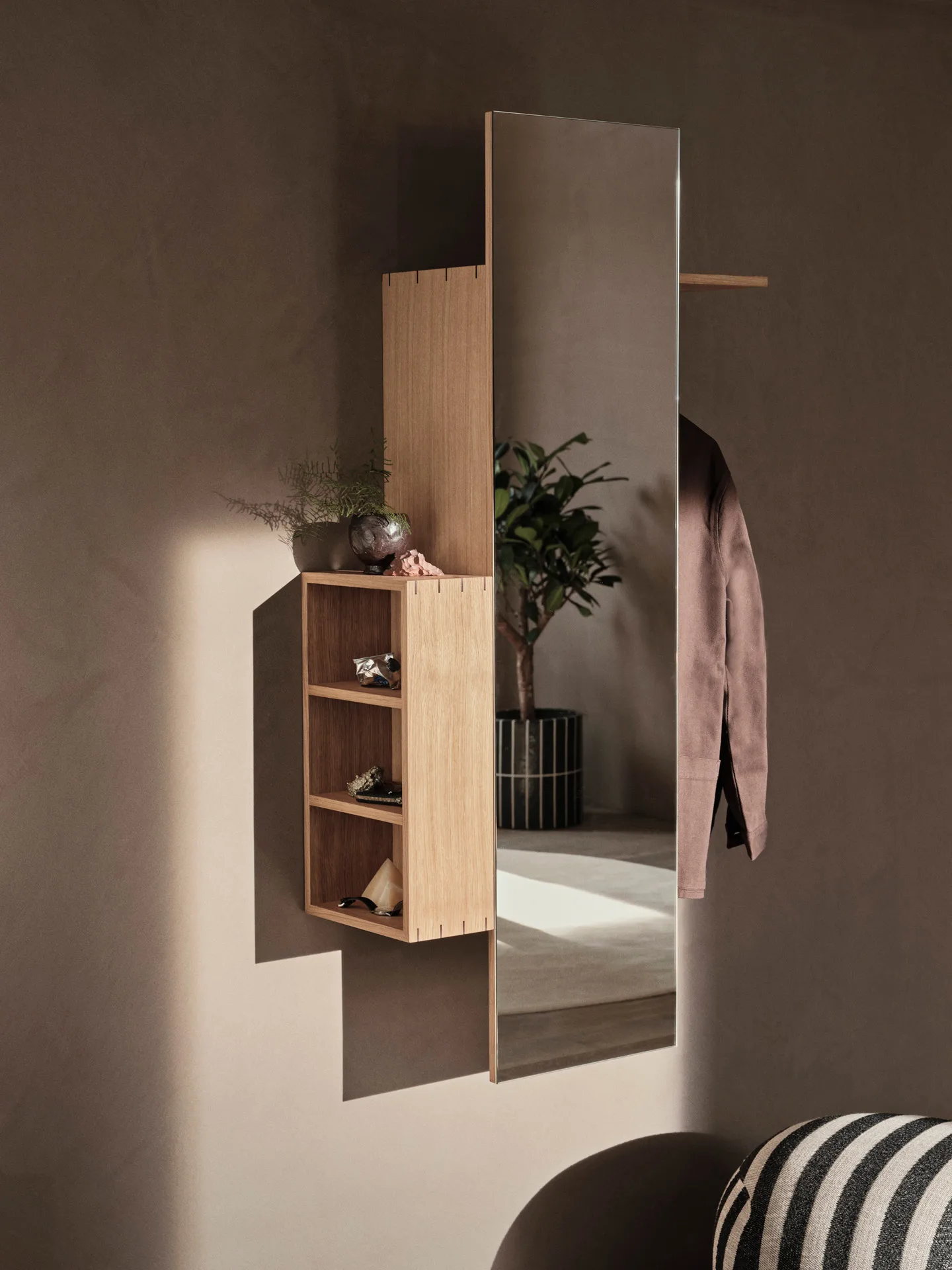 Bon hallway cabinet bengaleiro com espelho, Oiled Oak Ferm Living