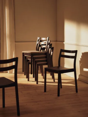 Cadeira Boda - Carvalho escuro tingido - Ferm Living