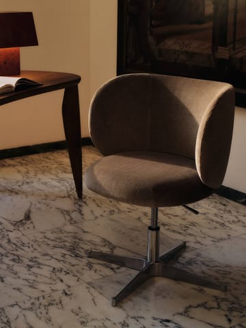 Cadeira de jantar Rico com rodas Devoré Velvet - Flint Grey - Ferm Living