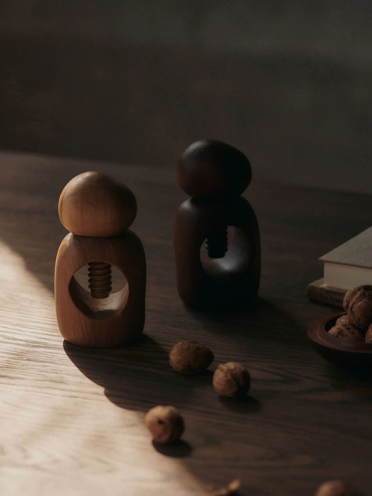 Cairn quebra-nozes, Castanho Escuro Ferm Living