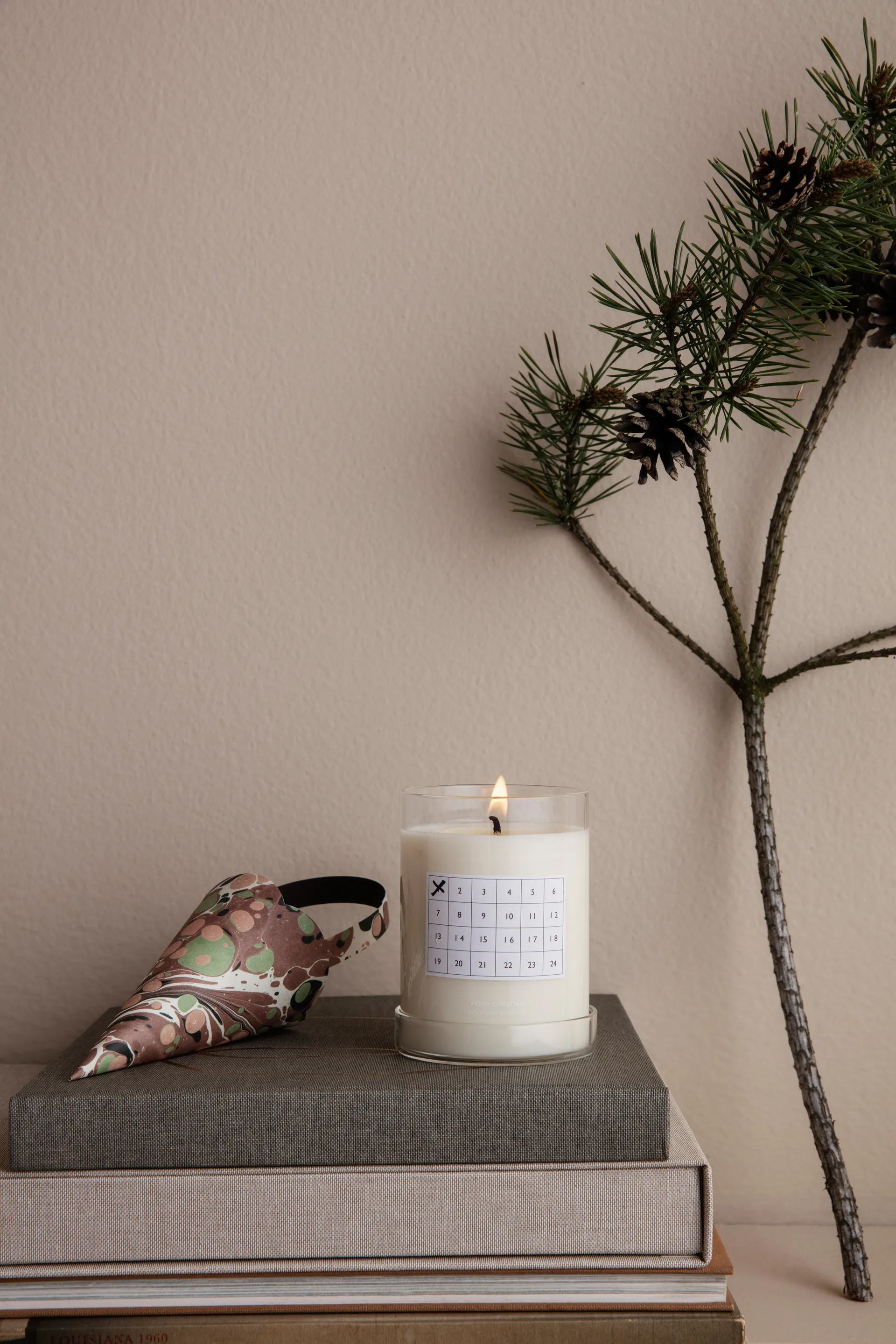 Calendário de Natal perfumado, branco Ferm Living