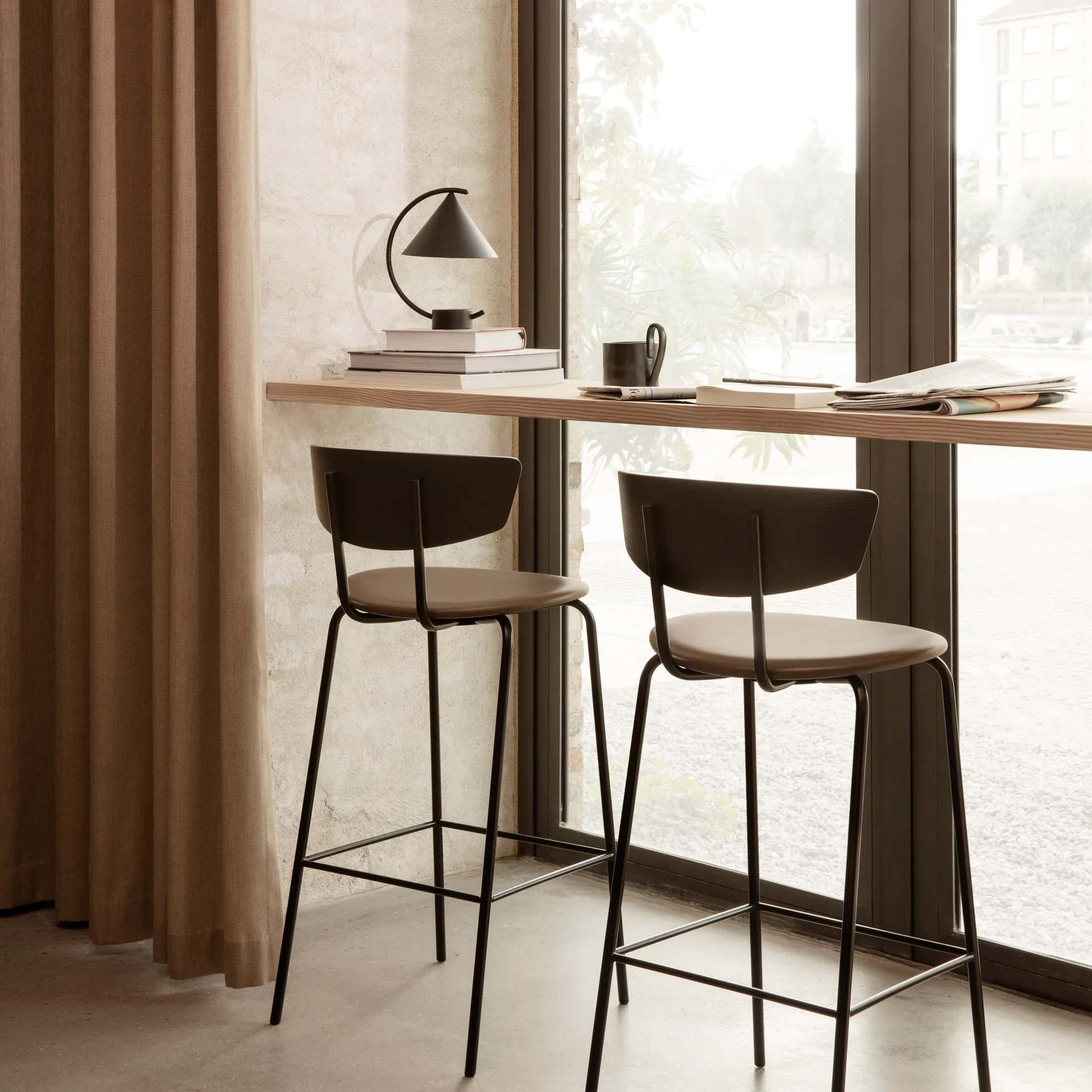 Candeeiro de mesa Meridian, preto Ferm Living