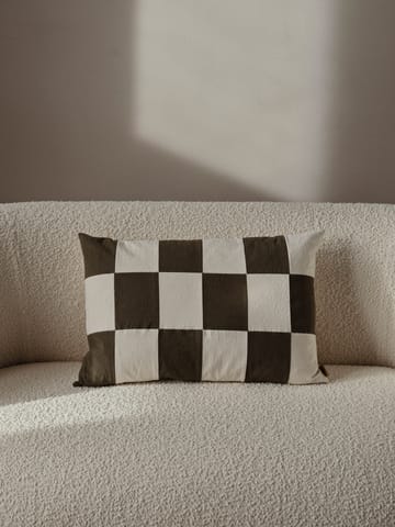 Capa de almofada Fold patchwork 40x60 cm - Dark Olive -undyed - Ferm Living