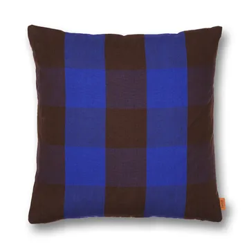 Capa de almofada Grand 50x50 cm - Chocolate-bright blue - Ferm Living