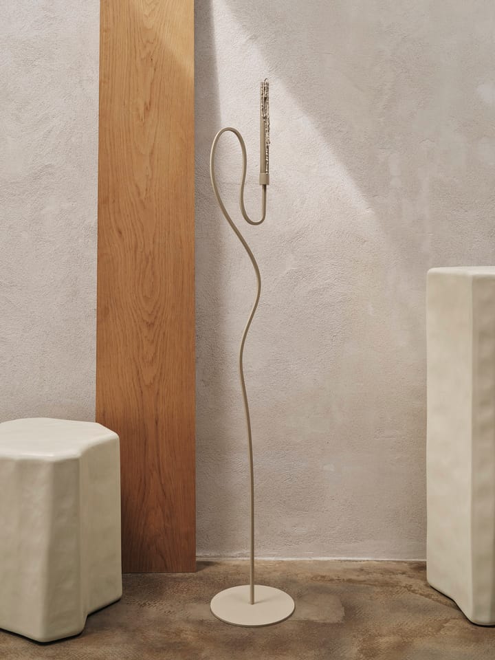 Castiçal de chão Valse, Cashmere Ferm Living