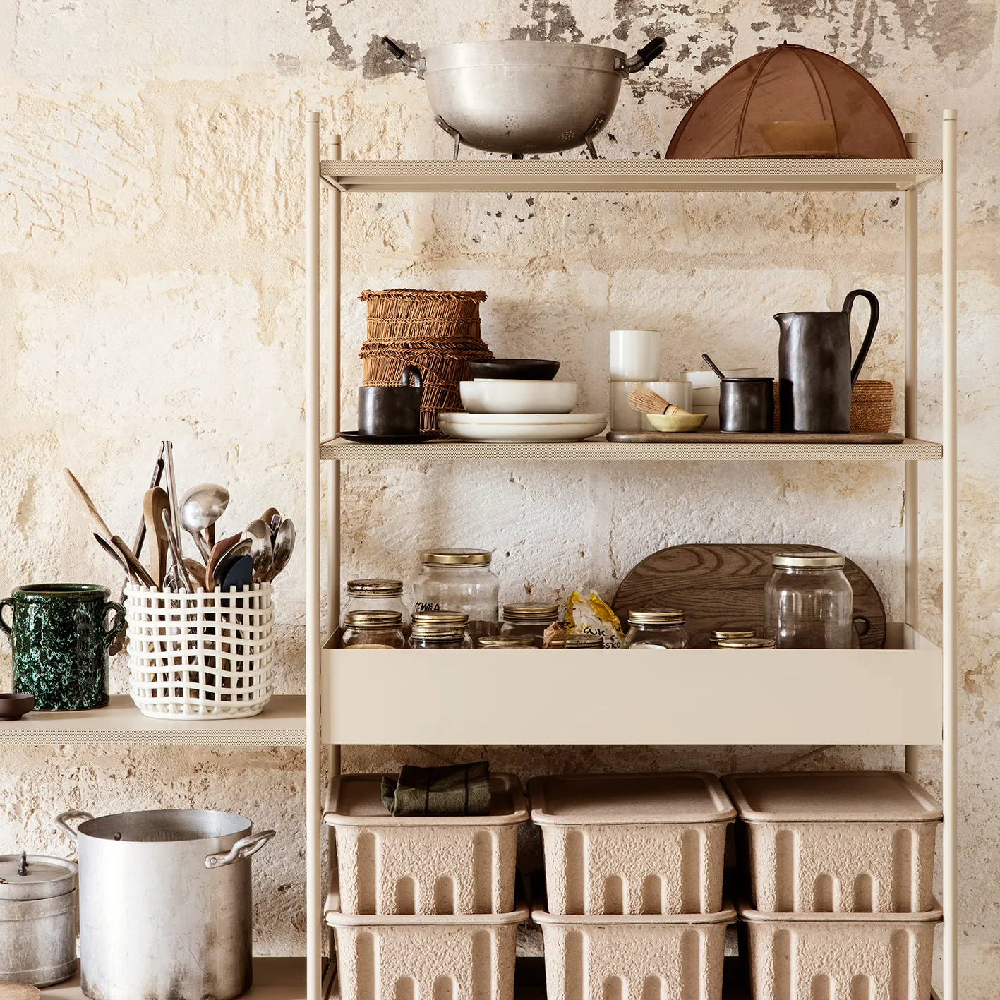 Cesto trançado Ceramic Ø23.5 cm, off white Ferm Living