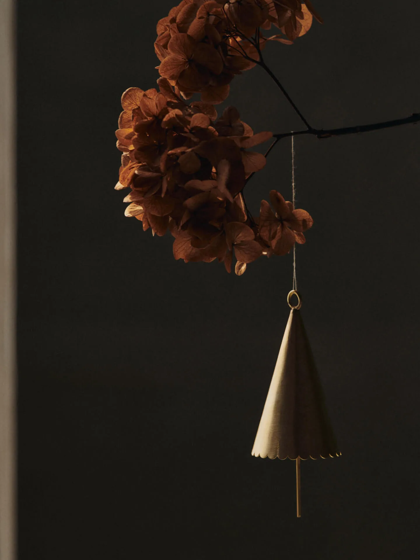 Cone bell pendente decorativo 2 unidades, Latão Ferm Living