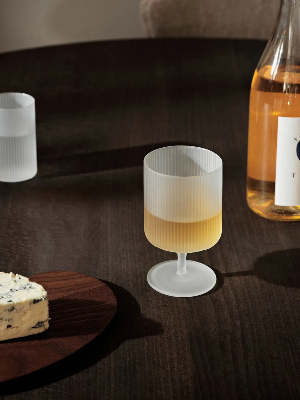 Copo de vinho Ripple, 2 un., Frosted Ferm Living