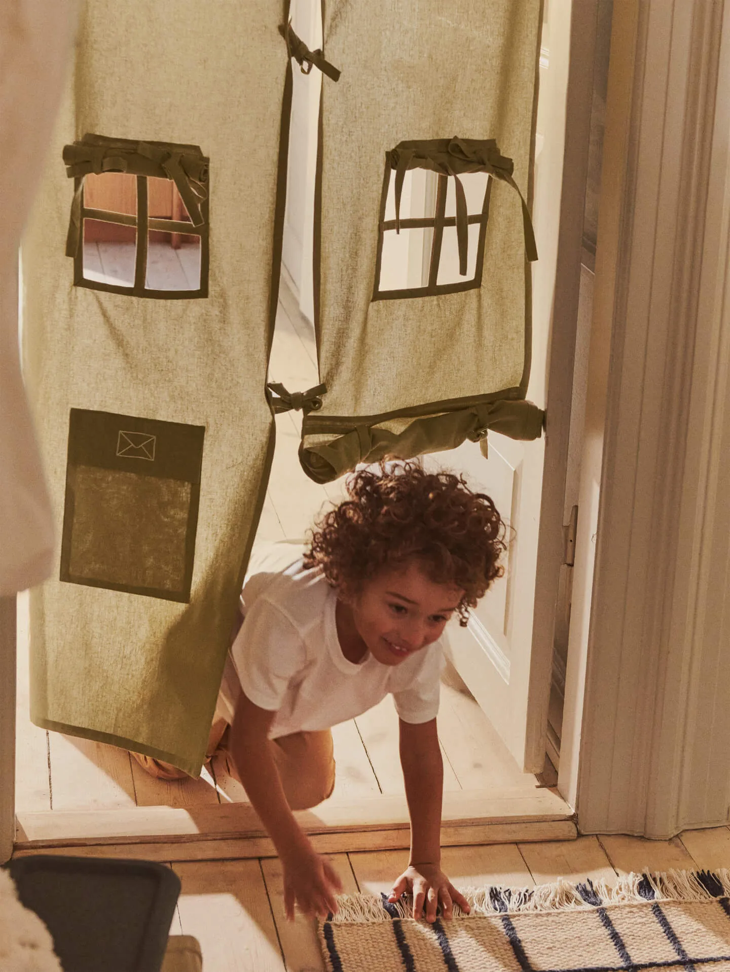 Cortina de porta Settle, Elm green, 85x205 cm Ferm Living