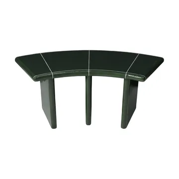 Deya curved banco de assento - Verde escuro, 110x40x45,5 cm - Ferm Living