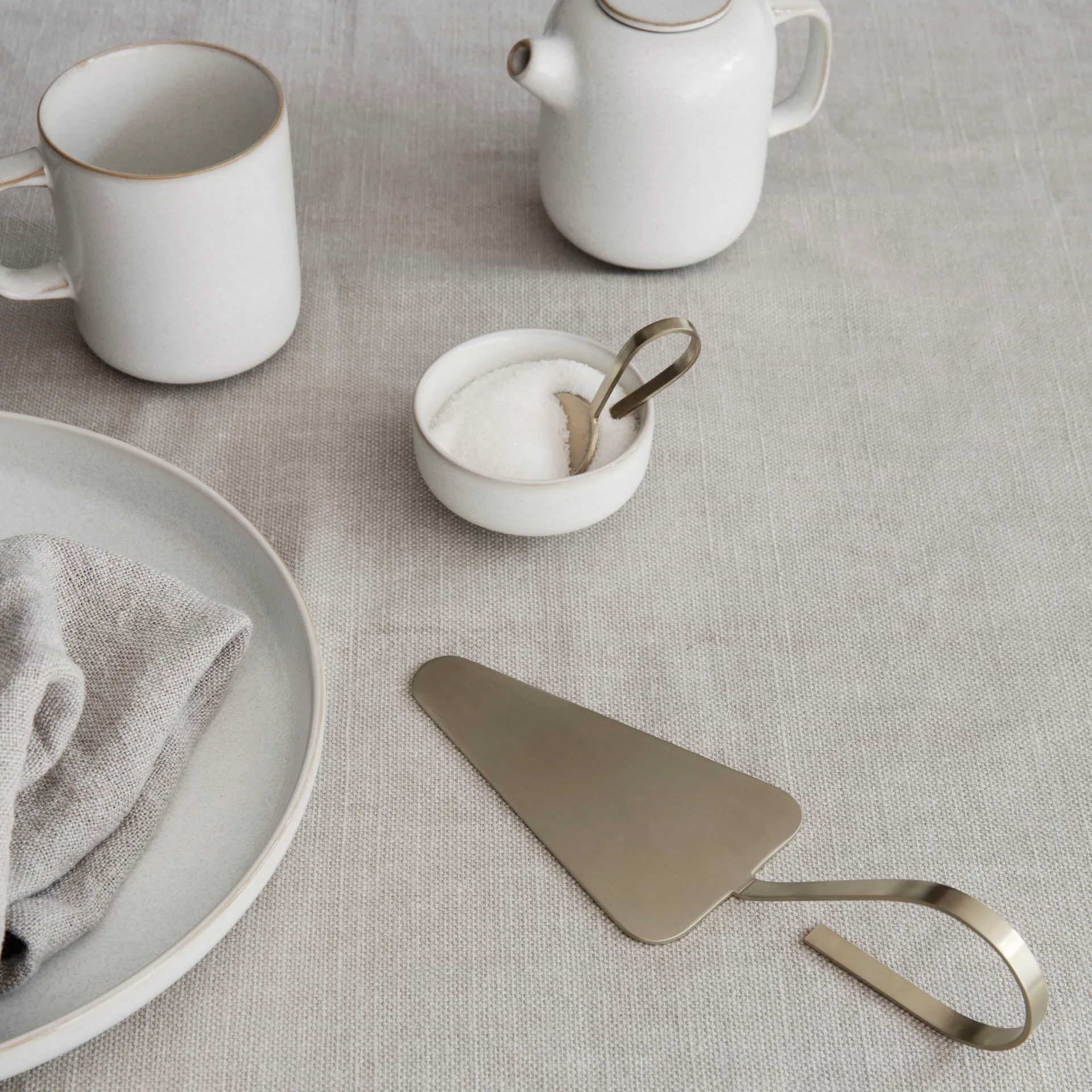 Espátula para bolos Fein, Latão Ferm Living