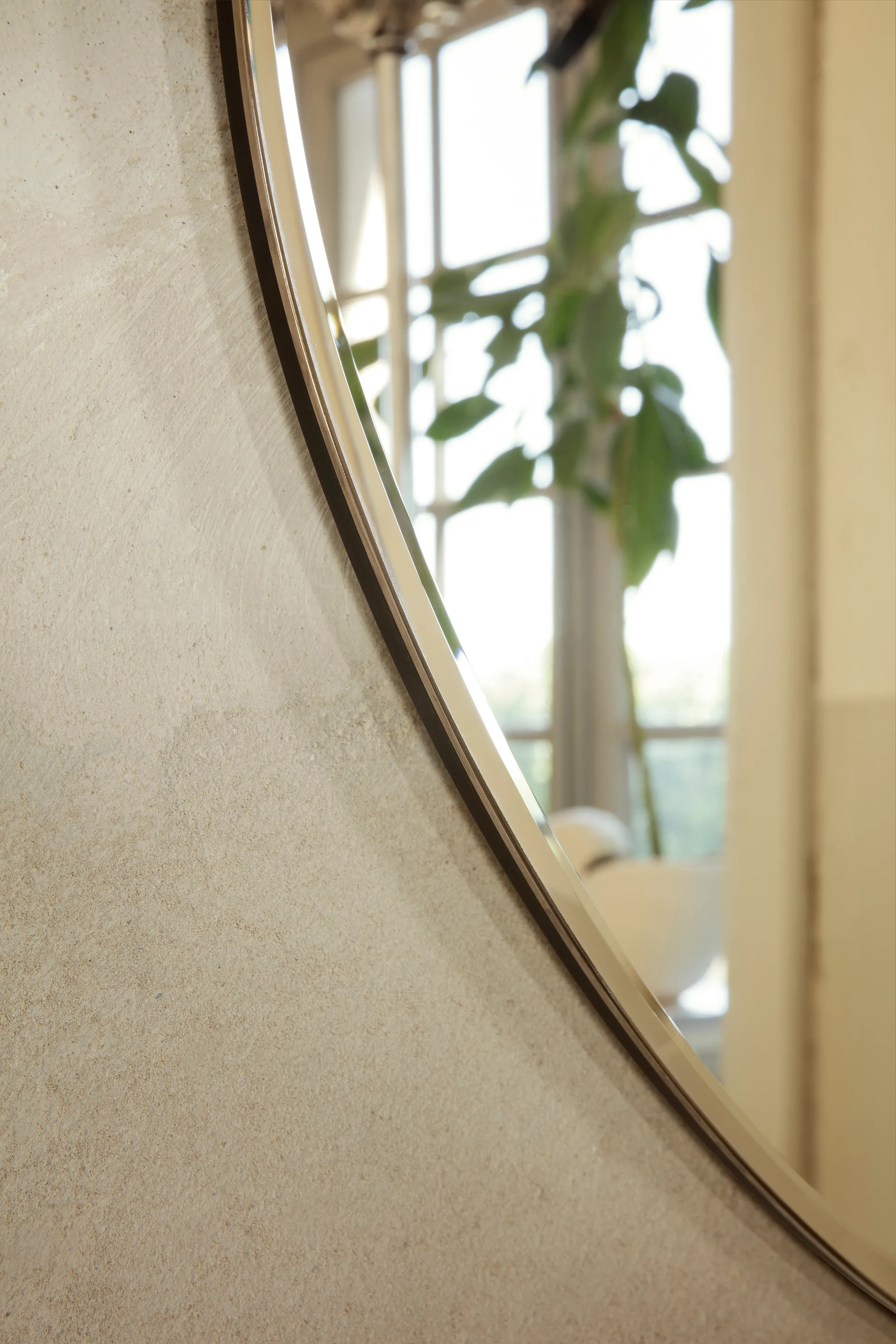 Espelho grande Pond, Dark chrome Ferm Living