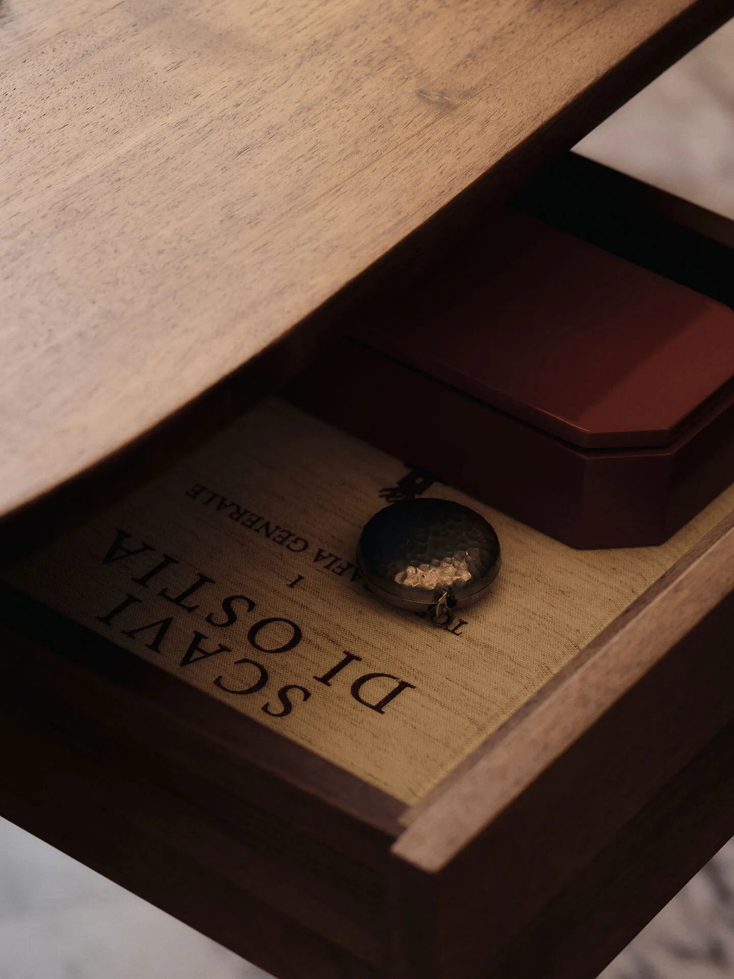 Feve mesa 160x86x73 cm, Walnut Ferm Living