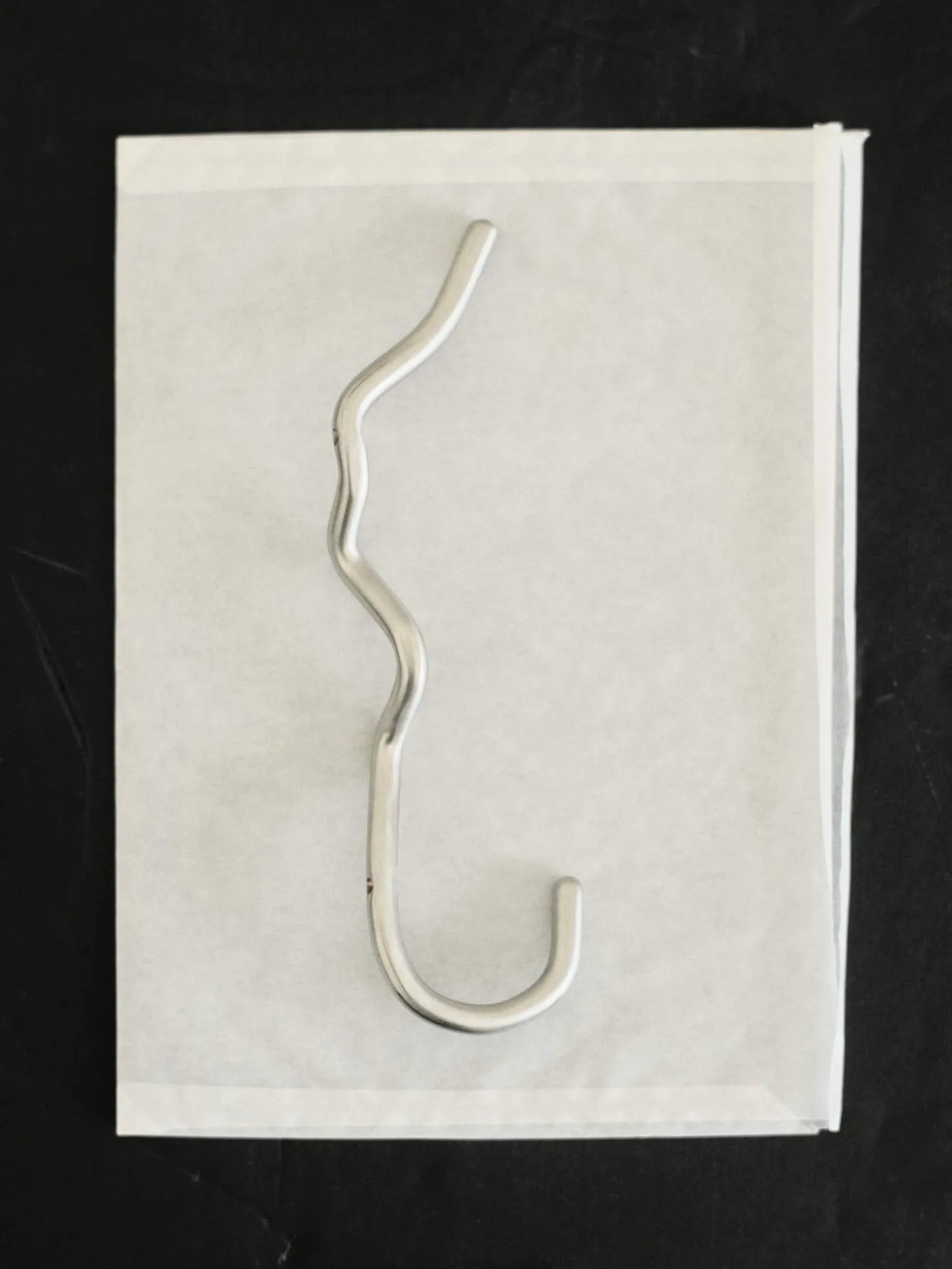 Gancho Curvature, Aço inoxidável Ferm Living