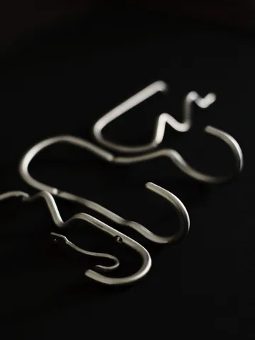 Gancho Curvature - Aço inoxidável - Ferm Living