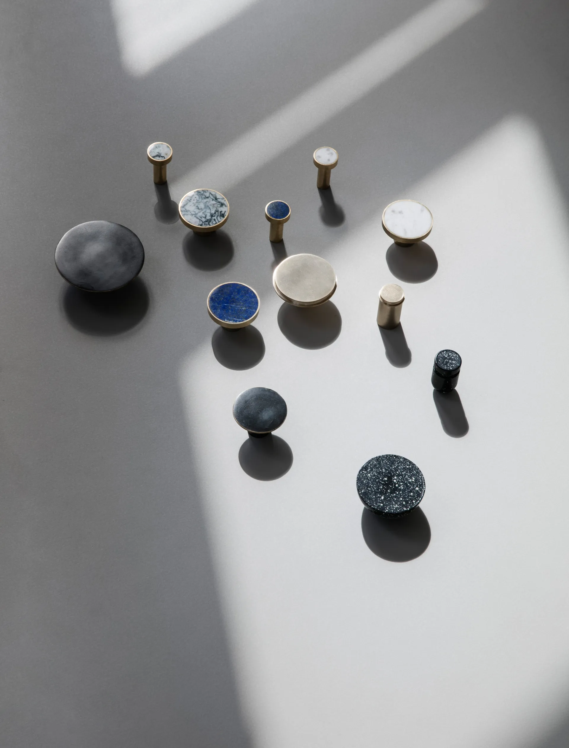 Gancho de latão Hook, Pequeno Ø2 cm Ferm Living