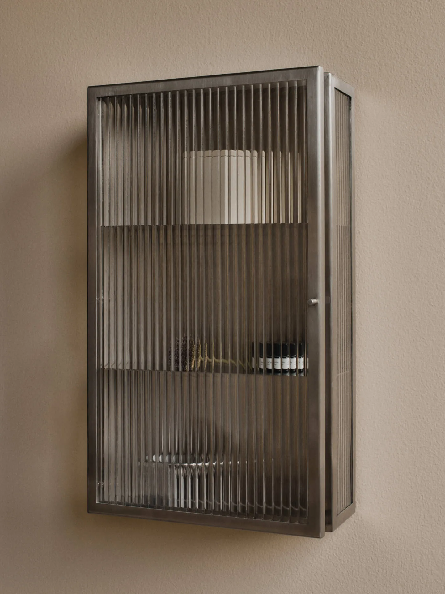 Haze armário de parede, Reeded glass - stainless steel Ferm Living