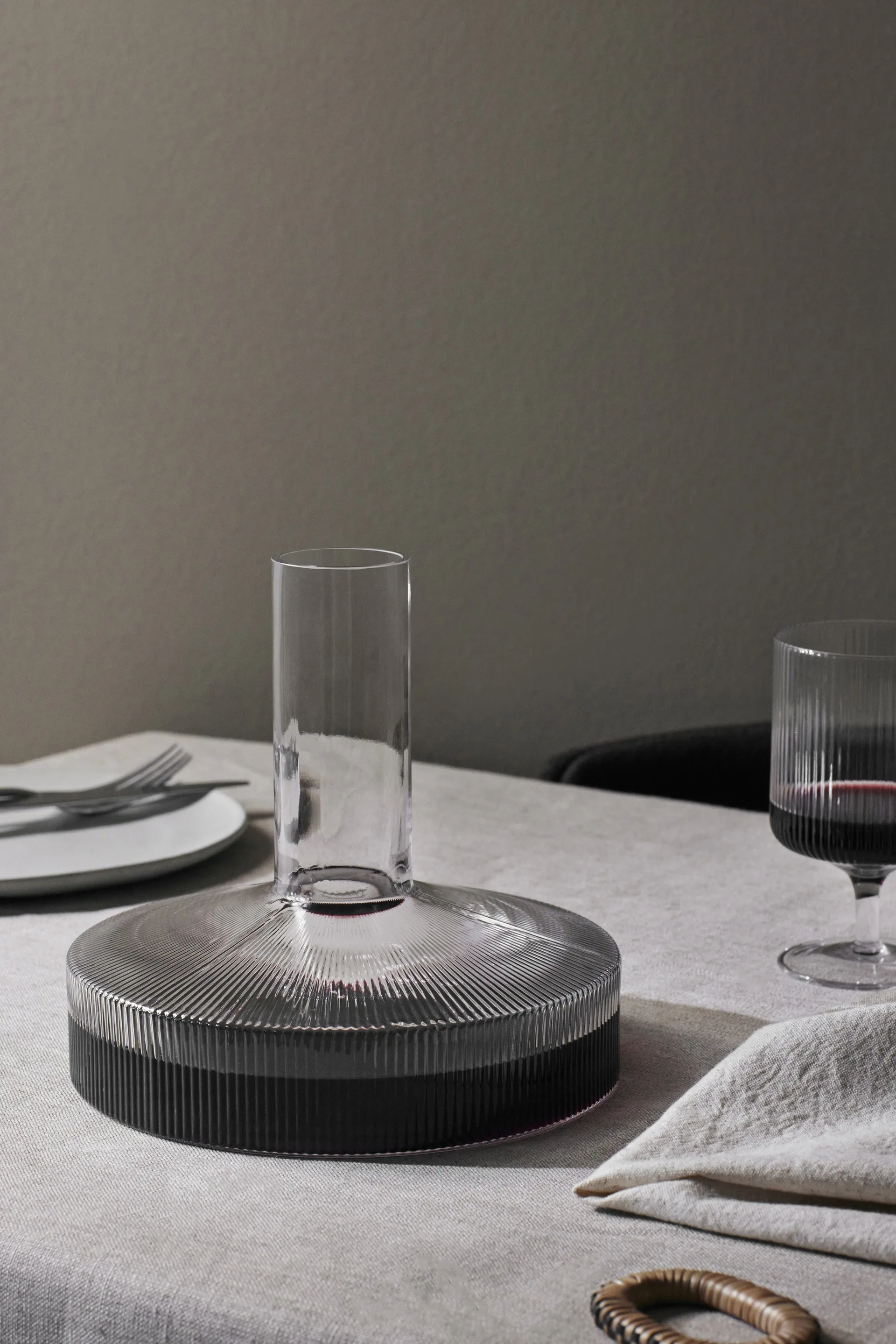 Jarra e copo Ripple 17 peças - Transparente,  Ferm Living