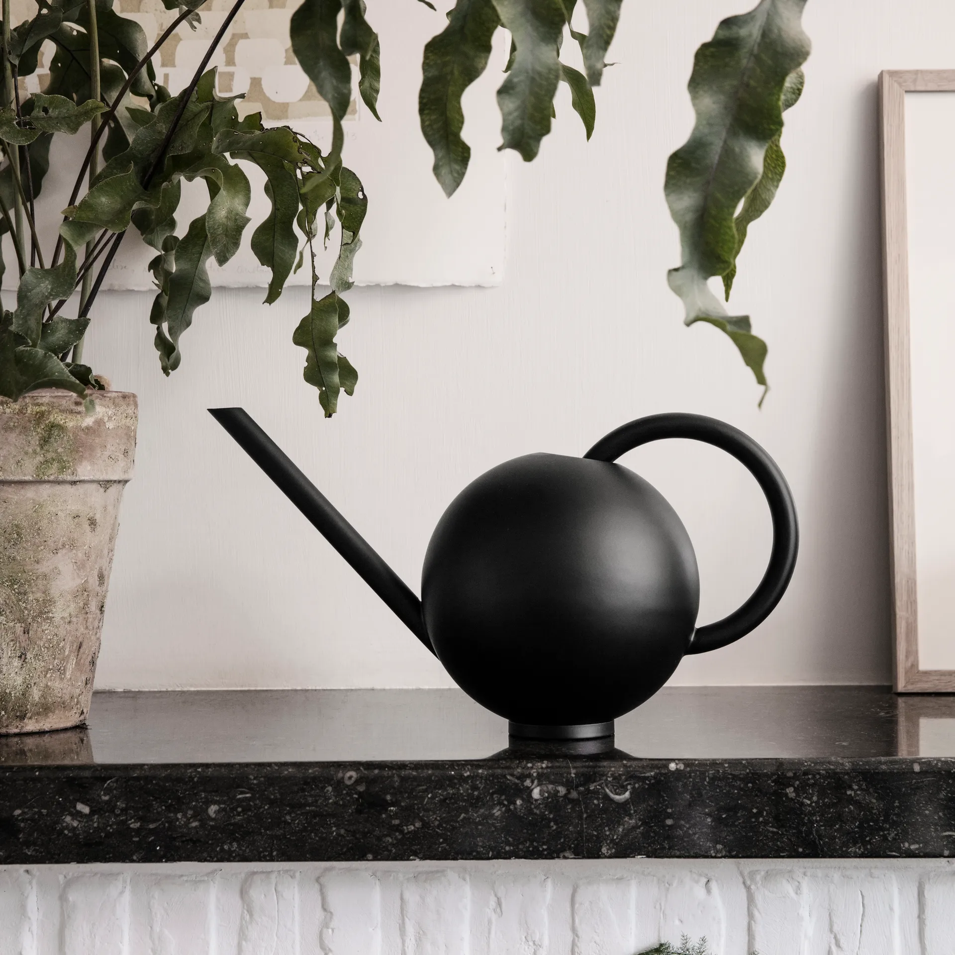 Jarro de água Orb, Preto Ferm Living